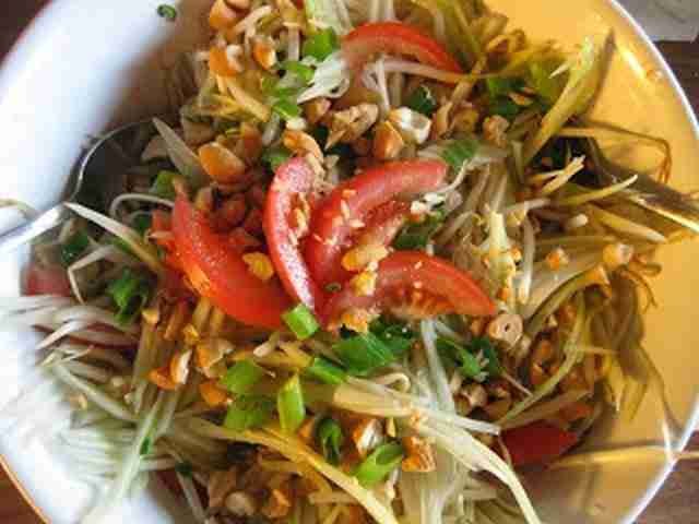Green Papaya and Carrot Pickle