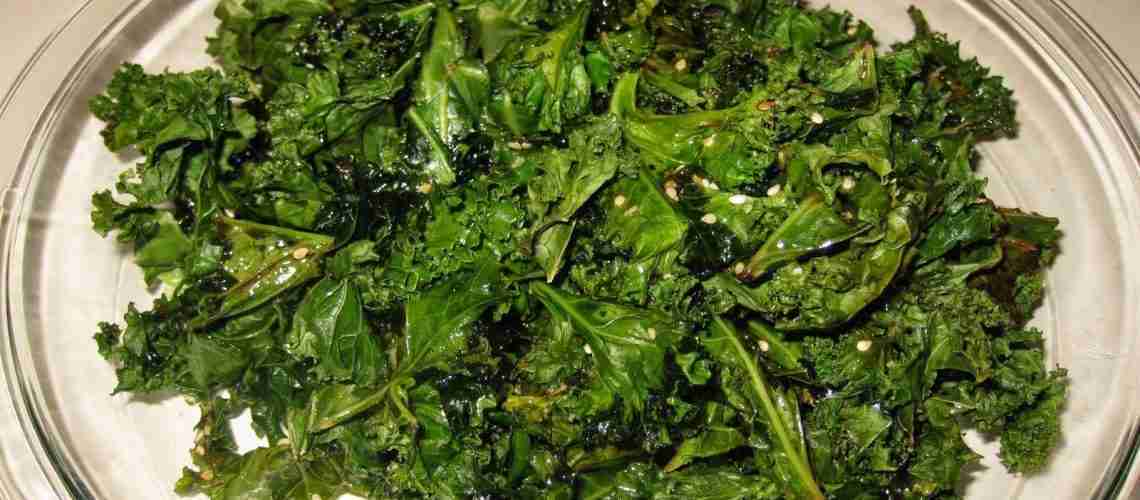 Easy Baked Kale Chips