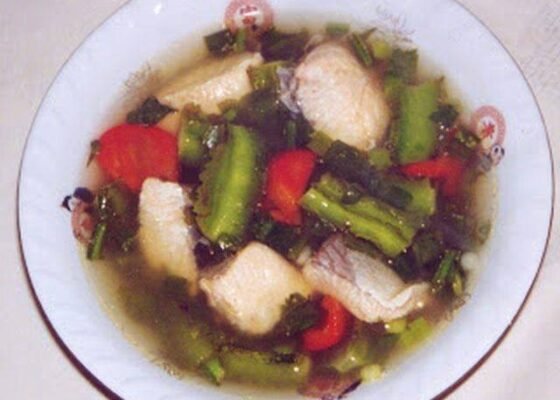 Sweet Sour Water Spinach Soup with Fish