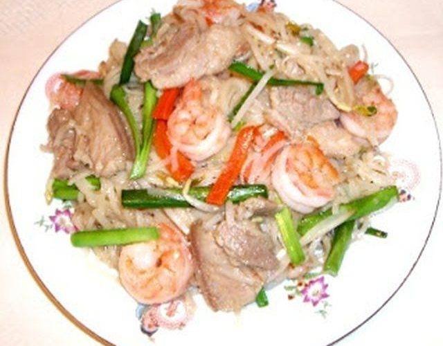 Fried Rice Noodles with Pork and Shrimp
