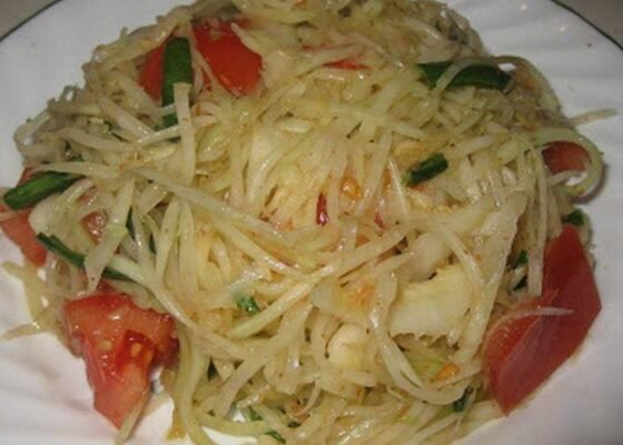 Cambodian Green Papaya Salad Recipe