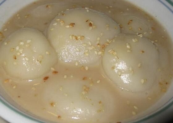 Khmer Glutinous Rice Mung Bean Dessert