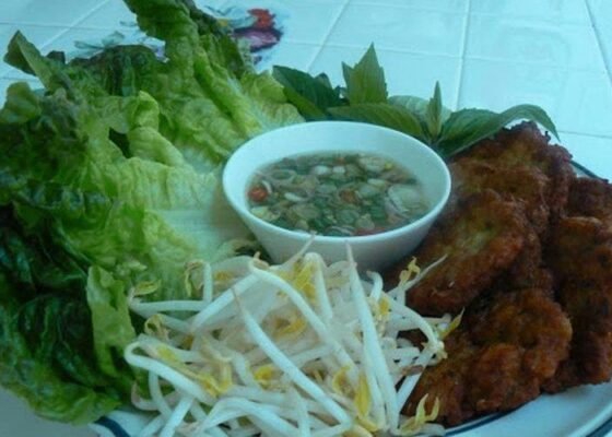 Fish Patty With Lime and Shallot Dressing