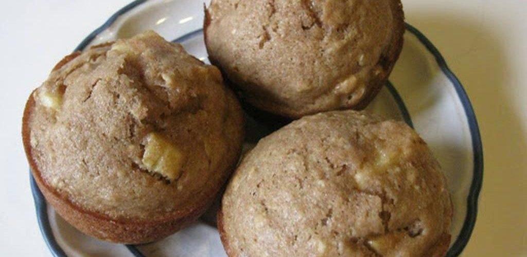 Easy Apple Cinnamon Muffins