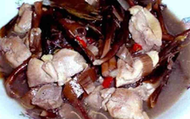 .Banana Flowers with Coconut Chicken