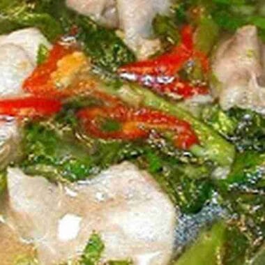 Chicken Sweet Sour Soup with Water Spinach