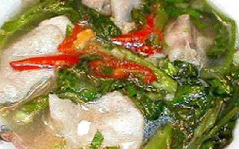 Chicken Sweet Sour Soup with Water Spinach