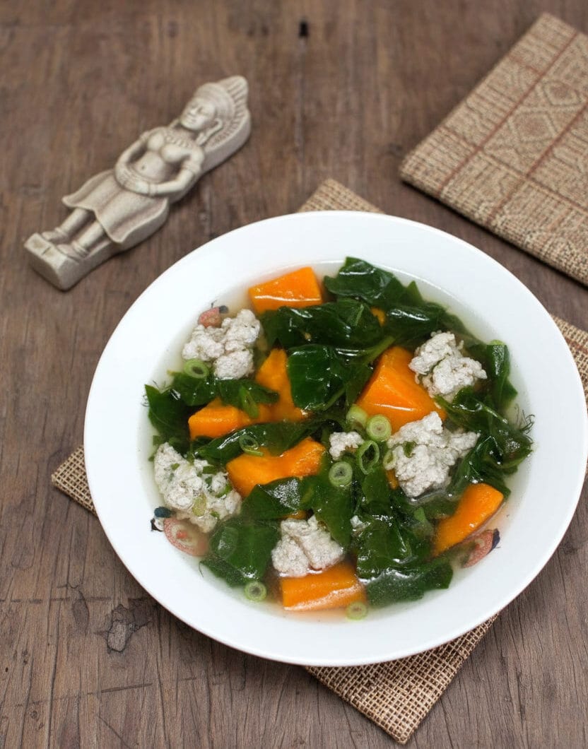 Malabar Spinach Soup with Pork