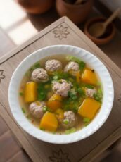 Pumpkin and Pork Meatballs Soup