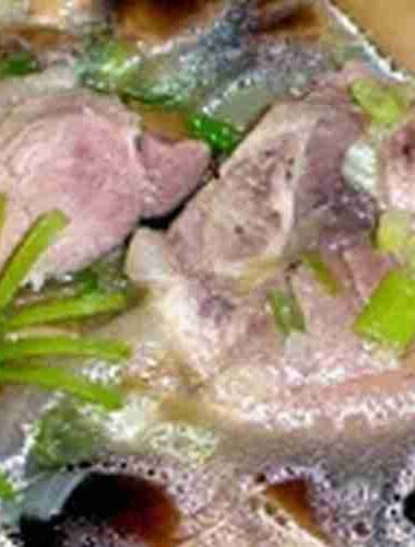 Braised Pork Hock with Straw Mushroom