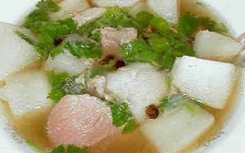 Daikon Soup with Pork Hock