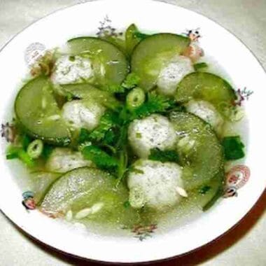 Fish ball and Cucumber Soup
