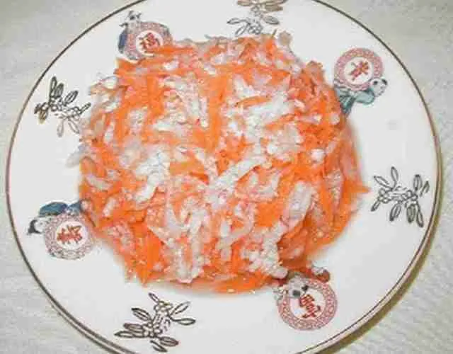 Carrot and Daikon salad