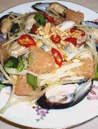 Grapefruit Mussel Salad