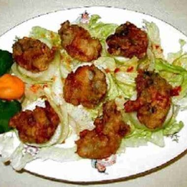 Spicy Fried Oyster Salad