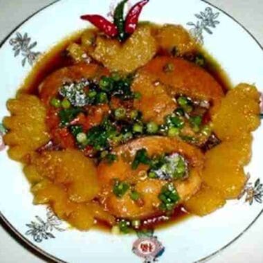 Caramelized Fish with Pineapple