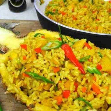 Fried Rice with Curry Pineapple
