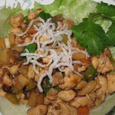 Cambodian Chicken Lettuce Wraps Recipe