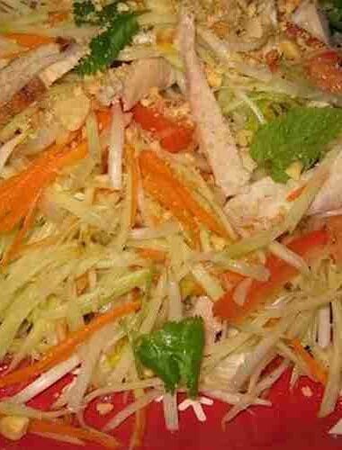Green Papaya Salad with Chicken Recipe
