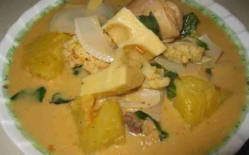 Cambodian Pineapple Curry Recipe