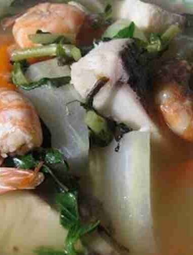 Chicken and Mix vegetables Sour Soup