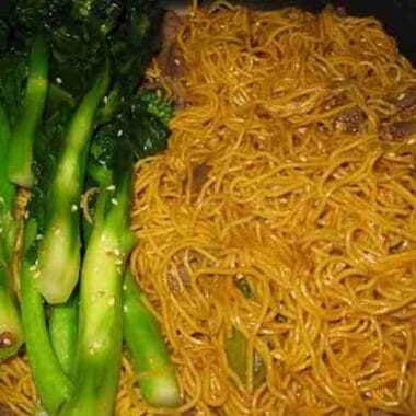 Stir fry Chinese Broccoli Noodle