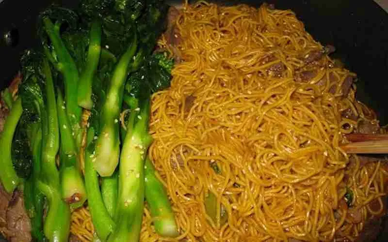 Stir fry Chinese Broccoli Noodle