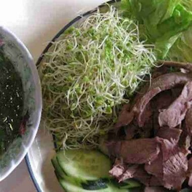 Cambodian Grilled Beef With Lime Sauce