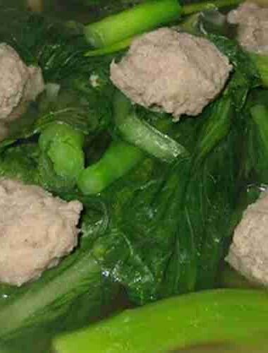 Chinese Green Soup with Meatballs