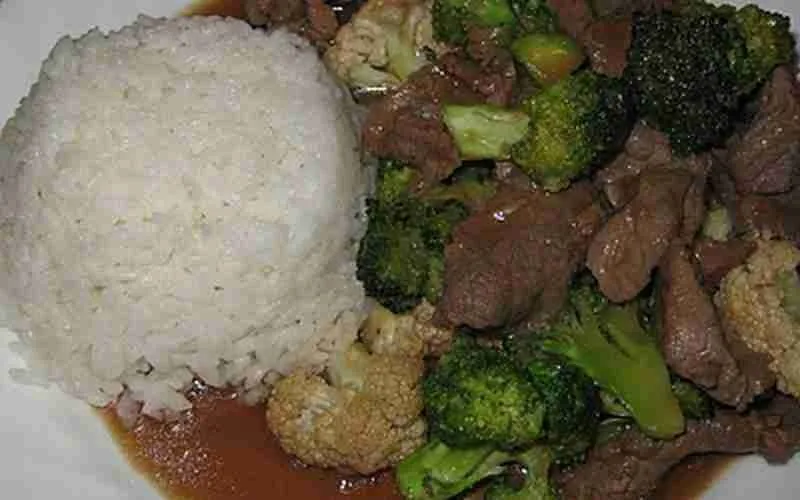 Stir Fry Broccoli Beef and Rice