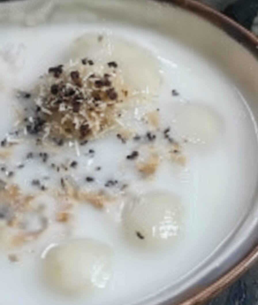 Cambodian Glutinous Rice Ball