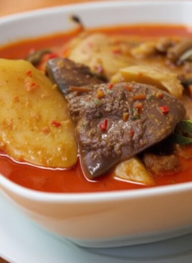 Khmer Red Chicken Curry
