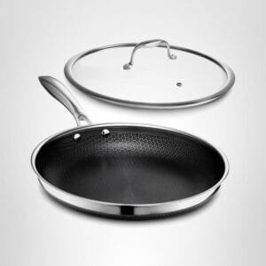 Deep frying pan for cooking